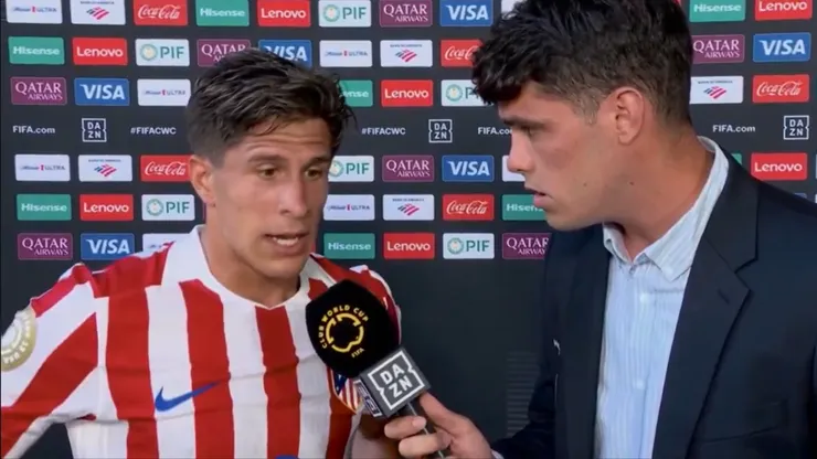 Giuliano Simeone, futbolista argentino de Atlético de Madrid que se quejó en el entretiempo por una jugada polémica.