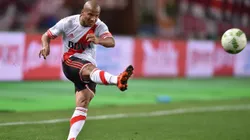 OSAKA, JAPAN - DECEMBER 16: Carlos Sanchez of River Plate kicks the ball during the FIFA Club World Cup semi final match between Sanfrecce Hiroshima and River Plate at Osaka Nagai Stadium on December 16, 2015 in Osaka, Japan. (Photo by Atsushi Tomura/Getty Images)