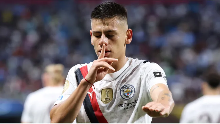 Un jugador de Manchester City se declaró fanático del Diablito Echeverri: "Tiene mucha sangre en las venas"