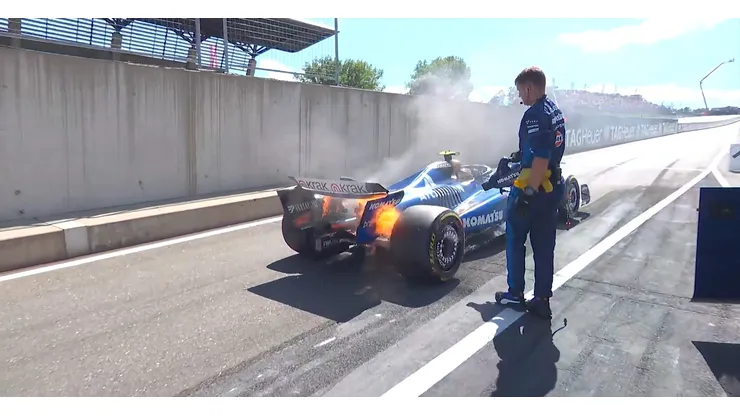 Así fue el estremecedor momento en el que se prendió fuego el auto de Carlos Sainz en el GP de Austria