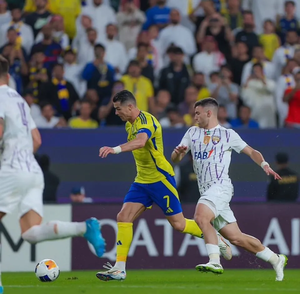 La vez que Salomoni debió marcar a Ronaldo en su paso por Al Ain (@felipesalomoni).