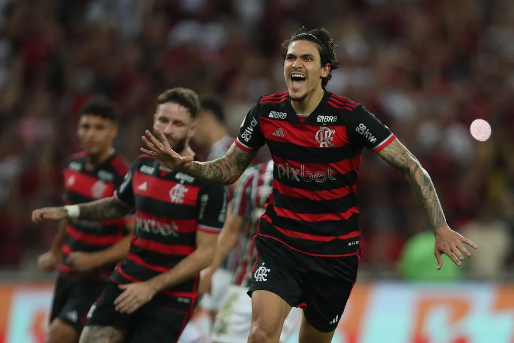 Pedro festejando uno de sus tantos goles en Flamengo. (Foto: Getty)