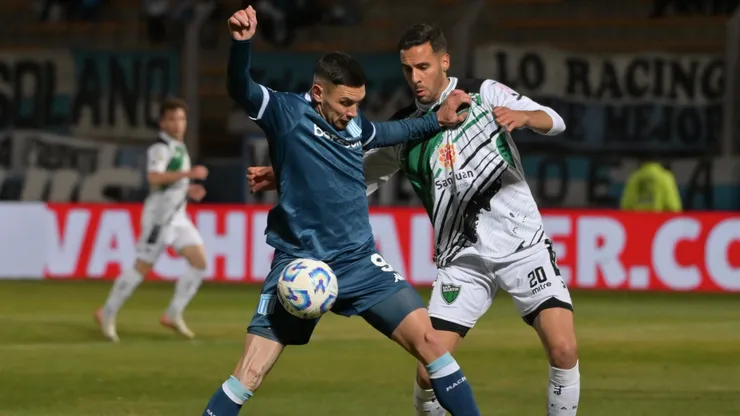 Racing y San Martín se miden por Copa Argentina.