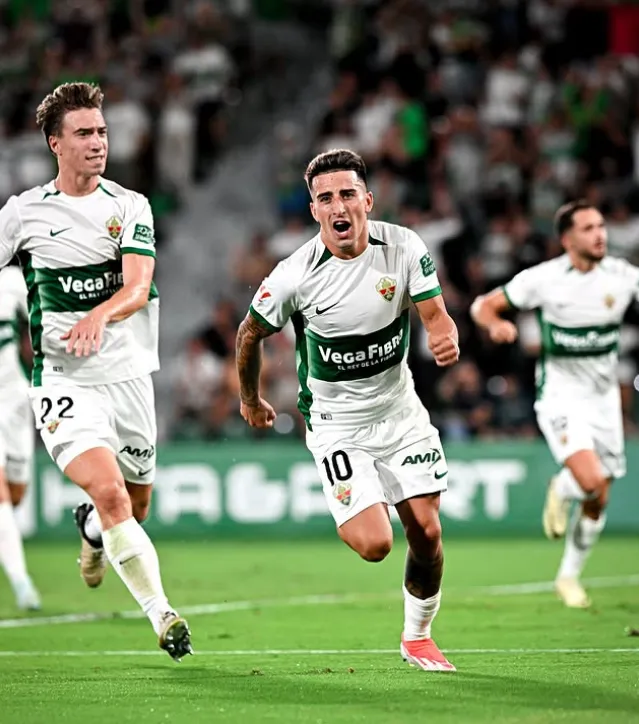 Nicolás Fernández Mercau, futbolista argentino en su estadía en Elche. (@nicolasfernandez_26)