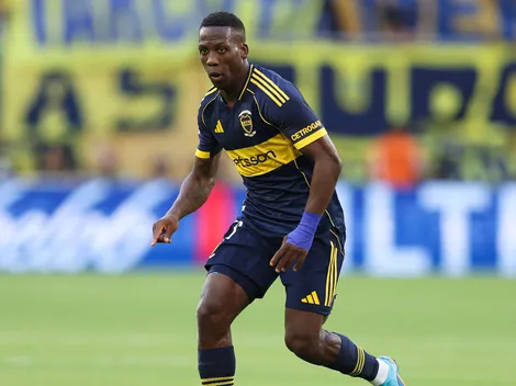 Advíncula se marchó hacia Perú por inconvenientes personales