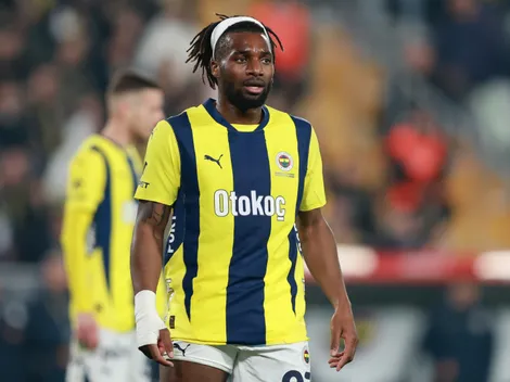 Fue figura de la Premier League, sufrió a Cristiano Ronaldo y denunció que su equipo lo quiso drogar