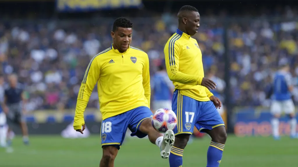 Frank Fabra y Luis Advíncula, futbolistas de Boca Juniors que podrían irse en este mercado de pases. (Getty Images)