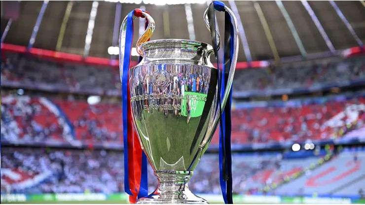 El trofeo de la UEFA Champions League.