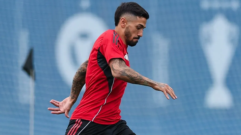 Manuel Lanzini interesa en Vélez