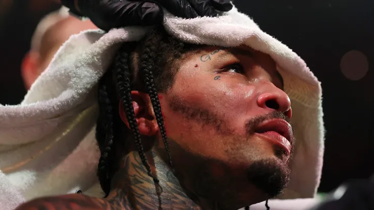 El campeón mundial que apadrinó Mayweather, sufrió su primera frustración deportiva y fue arrestado este viernes