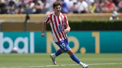 Atlético de Madrid analiza generar una dupla ofensiva con Julián Alvarez y Thiago Almada.