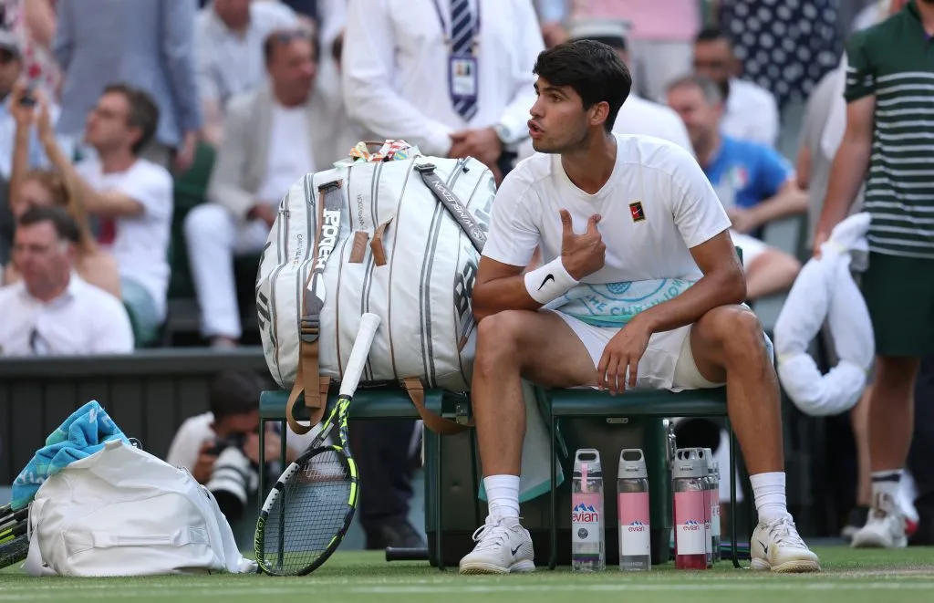 Alcaraz se queja con su banco. (Foto: Getty).