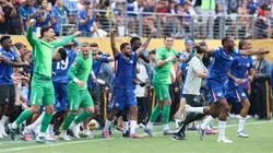 Los jugadores de Chelsea tras vencer a PSG y consagrarse campeones del Mundial de Clubes. (Getty Images)