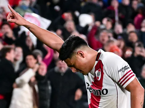 Maxi Salas debutó con gol en River y lo festejó como el histórico Matador