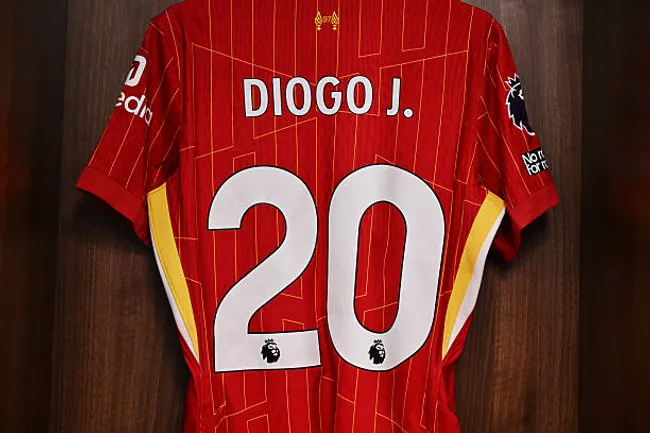 La camiseta de Diogo Jota fue retirada y no se volverá a utilizar el número 20 en el club.