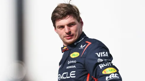 Max Verstappen en el paddock de la F1