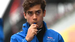 Franco Colapinto gana dos posiciones antes de largar