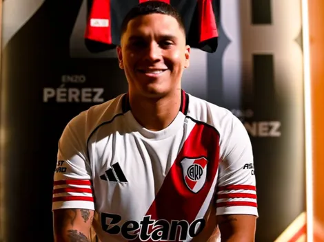 Sin fecha de reestreno en River, Juanfer Quintero le trajo una buena noticia a Marcelo Gallardo
