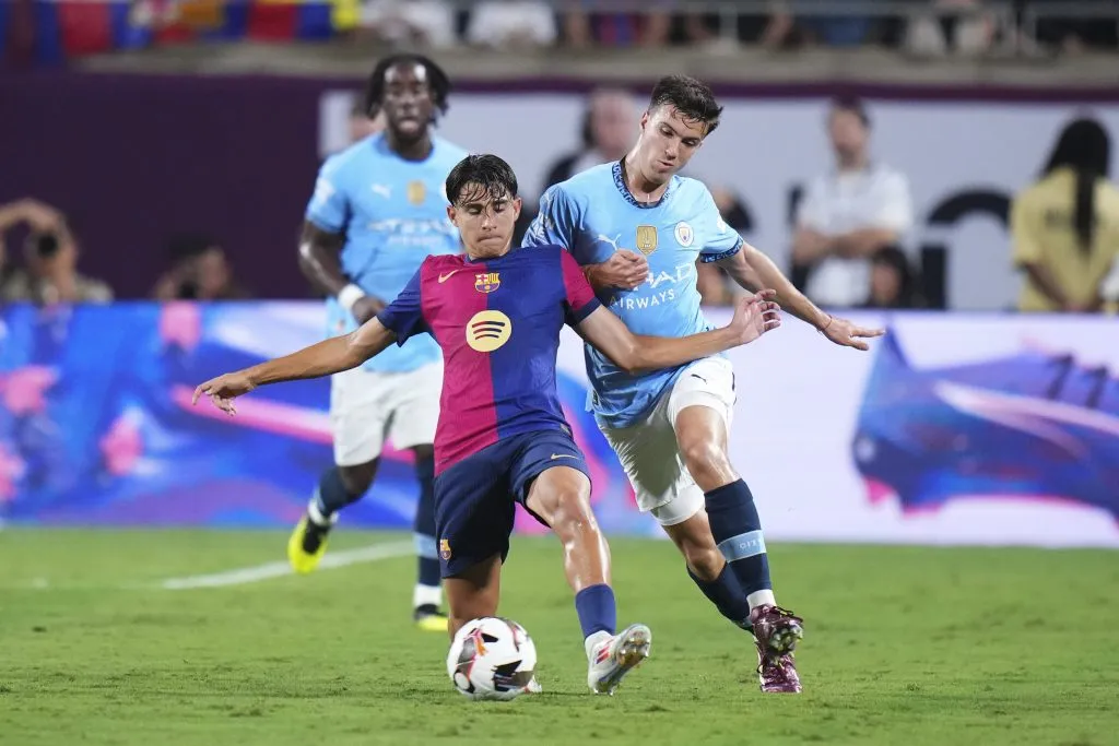 Perrone con la casaca del City en un amistoso ante Barcelona. (Foto: Getty).