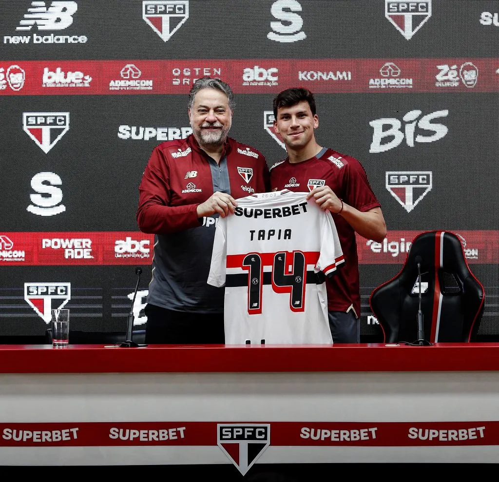Casares y Tapia. (Foto: Prensa Sao Paulo).