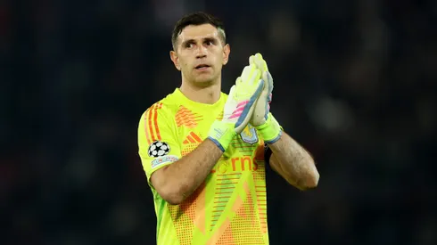 Dibu Martínez, arquero de Aston Villa.