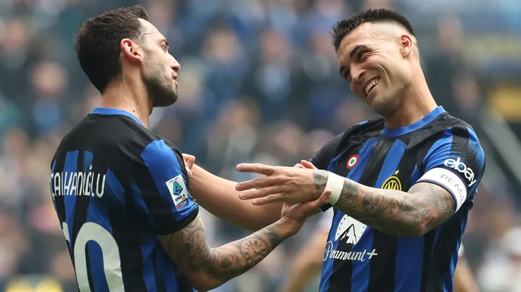 Calhanoglu tuvo la charla que se debía con Lautaro Martínez tras decidir quedarse en Inter
