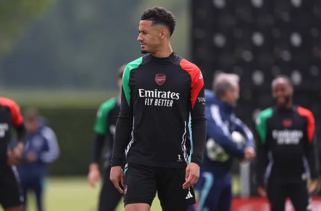 William Saliba todavía tiene dos temporadas de contrato en Arsenal.
