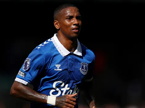 Tiene 40 años, jugó 18 temporadas en la Premier League y fichó con un recién descendido al Championship para devolverlo a primera