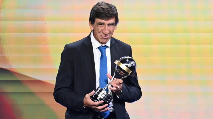 Gustavo Costas