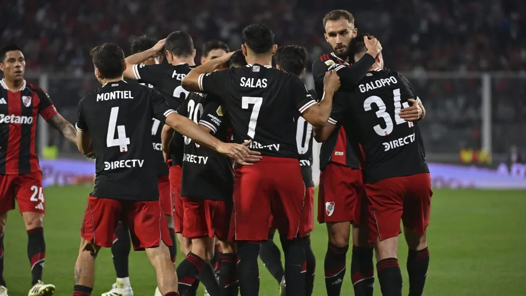 River recibe a San Lorenzo en el Monumental.