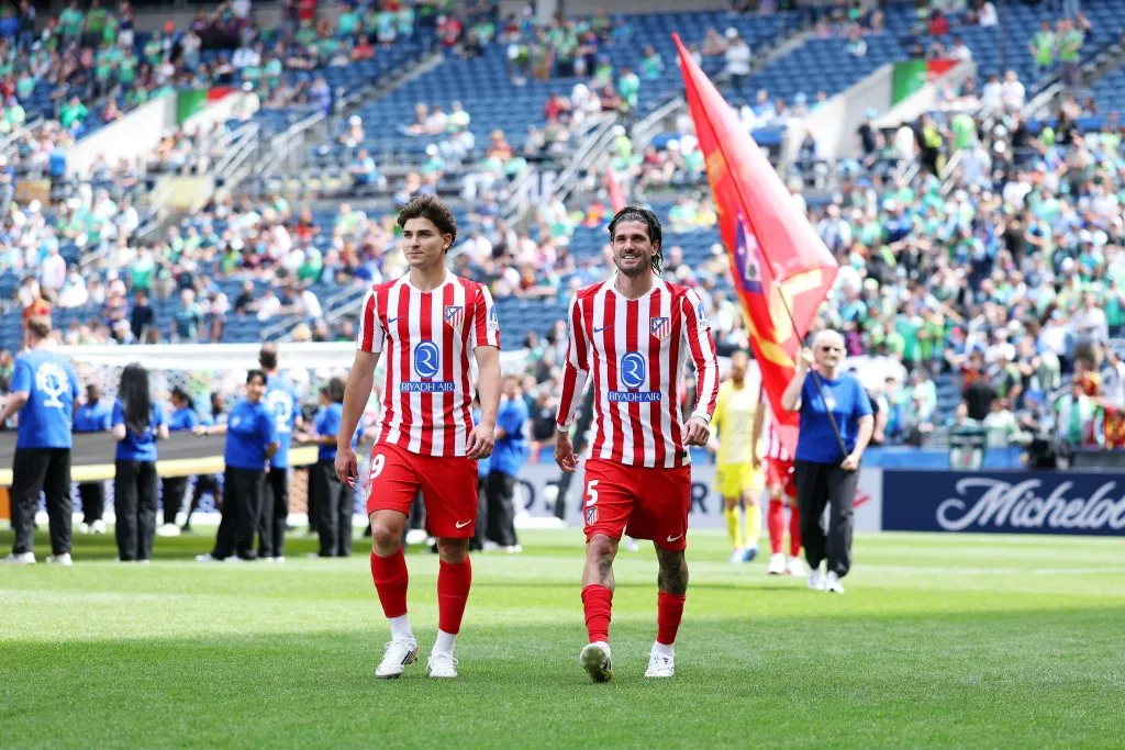 Julián Álvarez y Rodrigo De Paul en Atlético de Madrid. (Getty Images)