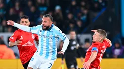 Estudiantes, con uno menos, le ganó a Racing en Avellaneda