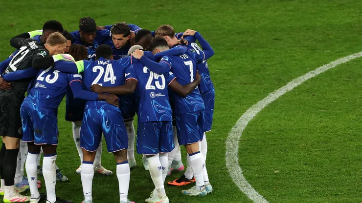 El equipo del Chelsea en la final de la Conference League.