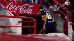 Miguel Merentiel camino hacia los vestuarios (Captura ESPN Premium)