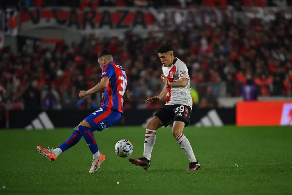 Santiago Lencina en acción. (Foto: Prensa River)