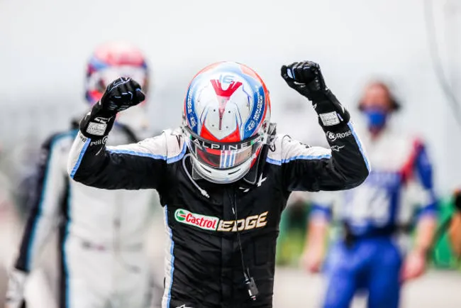 En 2021, Alpine vivía una realidad muy diferente a la de hoy.