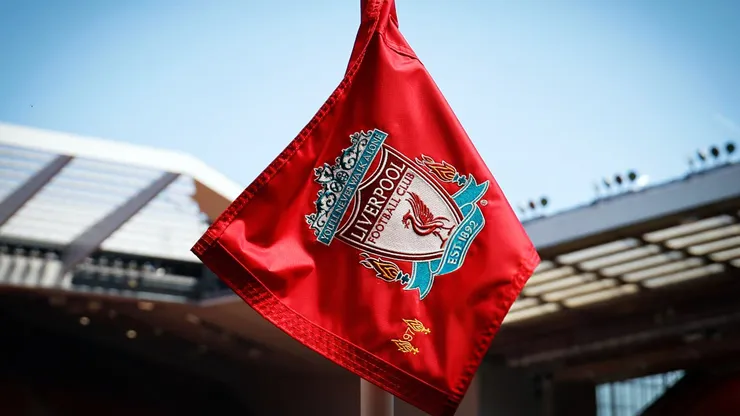 El grupo propietario de Liverpool quiere comprar un club de LALIGA