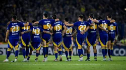 Los jugadores de Boca durante una tanda de penales en La Bombonera.