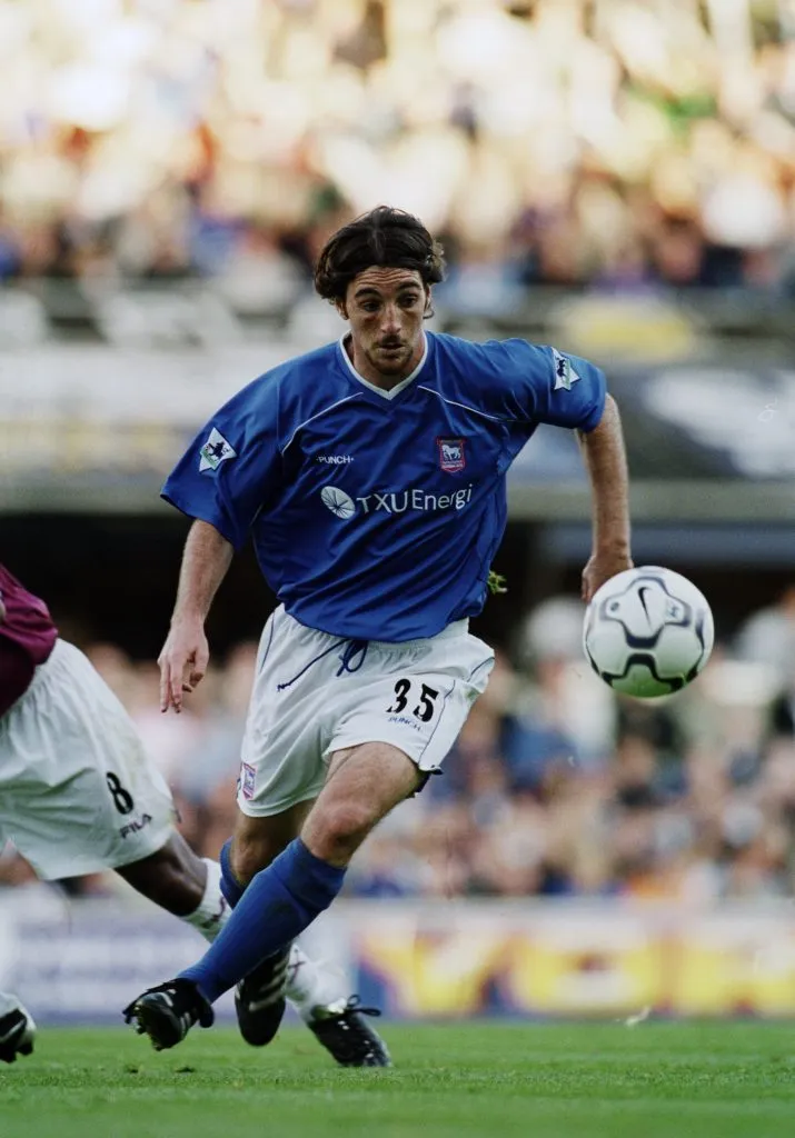 En el 2001, jugando la Premier con el Ipswich Town. Foto Getty Images.