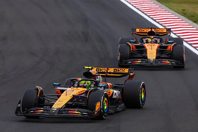 Norris y Piastri lucharon hasta el final pero el triunfo fue del británico que recorta en el campeonato.