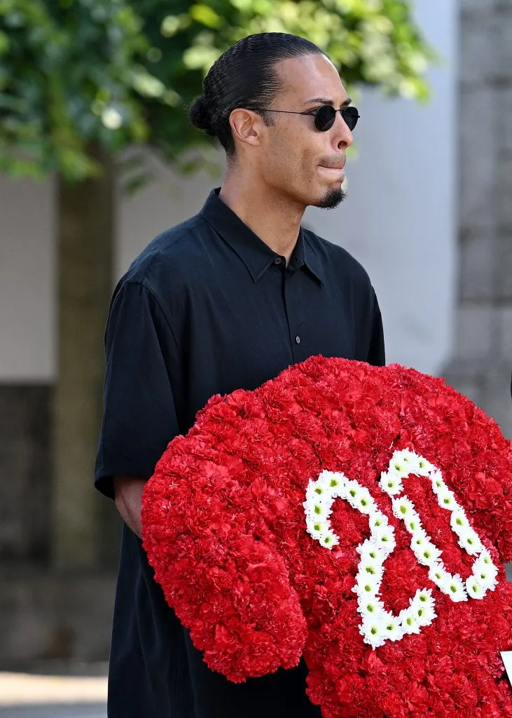 Virgil van Dijk en el funeral de Diogo Jota. (Foto: Getty).