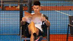 Pasó por Boca, Roma y la Selección, sufrió una lesión única en la historia del fútbol y hoy se dedica al pádel