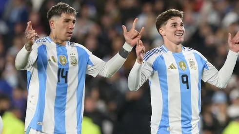 Enzo Fernández y Julián Álvarez en la Selección Argentina.
