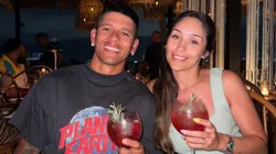 Marcos Rojo junto a su esposa Eugenia Lusardo. (Foto: @Marcosrojo en Instagram)