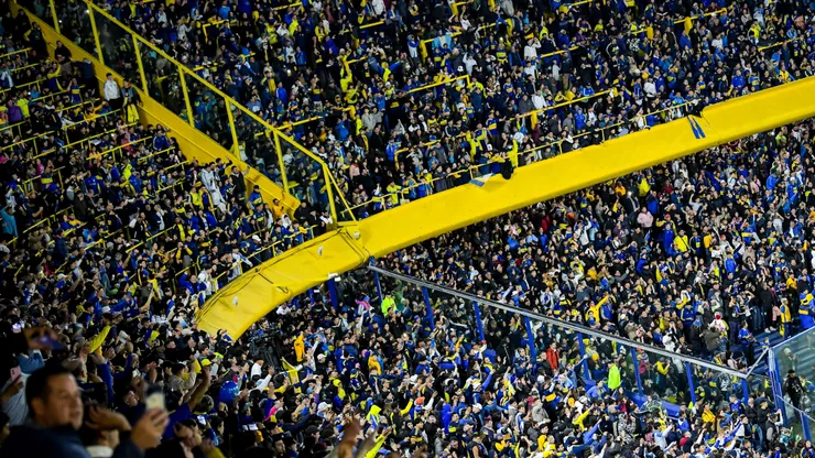 Los hinchas de Boca ante Racing.