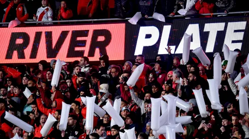 Los hinchas de River criticaron a un referente en el empate ante Independiente: "Juega por nombre"