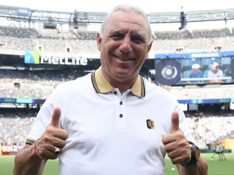 Hristo Stoichkov avisó quién debe quedarse con el Balón de Oro: "A ver si se lo puedo entregar yo"