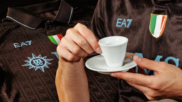 El club inspiró su nueva equipación en el café