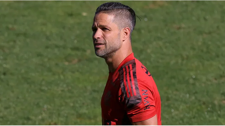 Jugó en Juventus y Atlético de Madrid, le ganó una Libertadores al River de Gallardo y hoy se lanzó al triatlón: "Mentalidad de atleta"