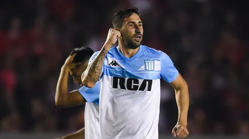 Alejandro Donatti con la camiseta de Racing.
